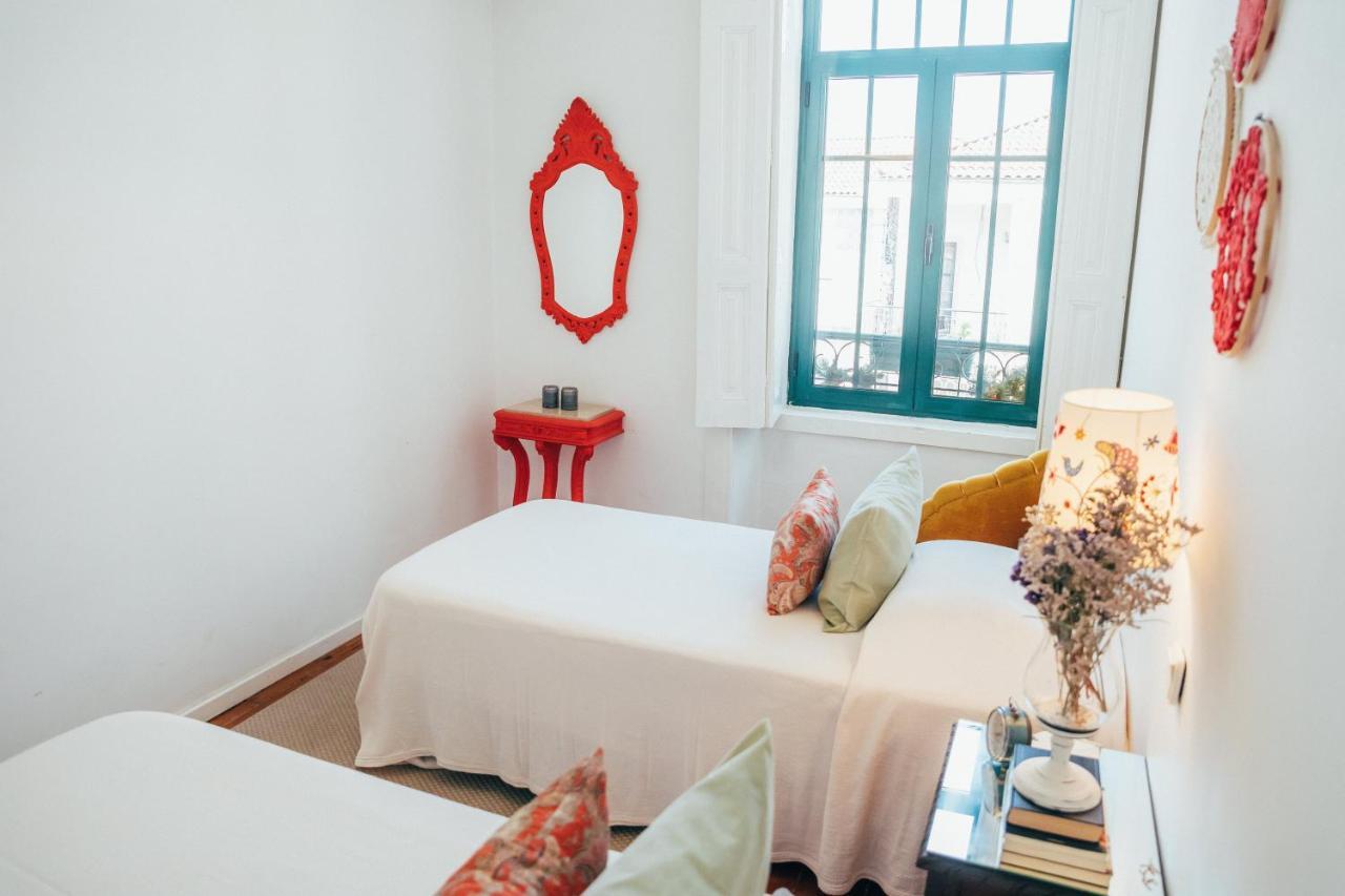 Dona Fina Guest House Mirandela Exterior photo